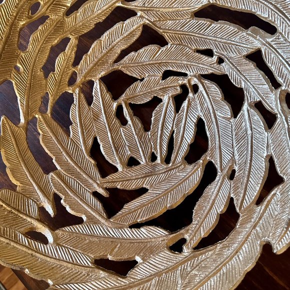 Gorgeous Gold Metal Feather Motif Centerpiece-Bowl - Picture 16 of 16
